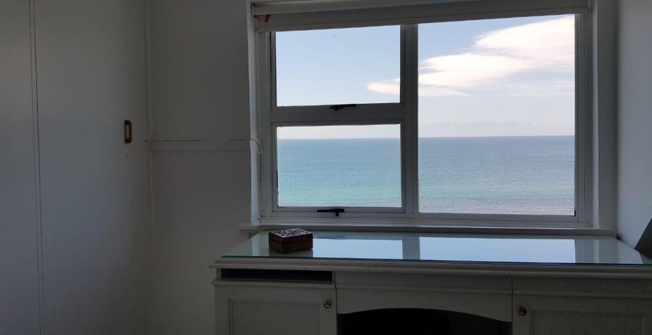 Rachawadee Accomodation​ & Health Spa Simonʼs Town エクステリア 写真