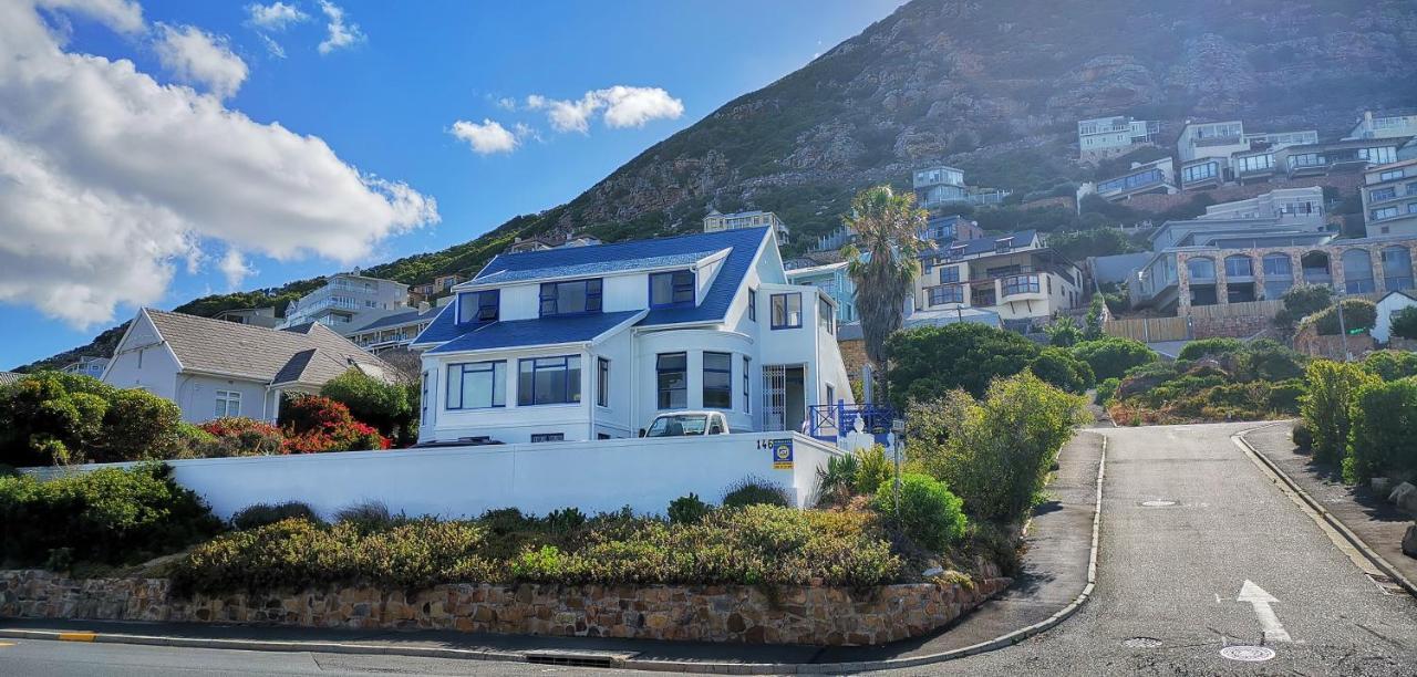 Rachawadee Accomodation​ & Health Spa Simonʼs Town エクステリア 写真