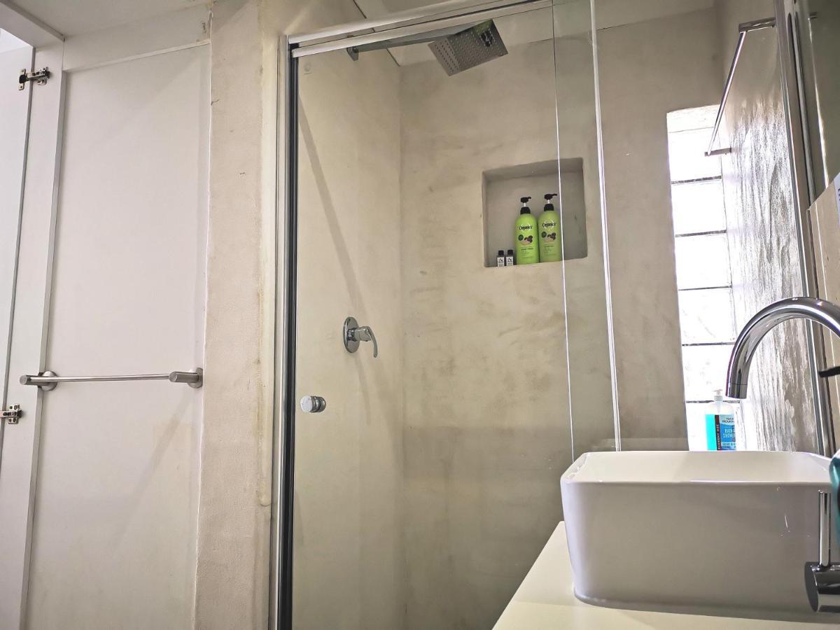 Rachawadee Accomodation​ & Health Spa Simonʼs Town エクステリア 写真