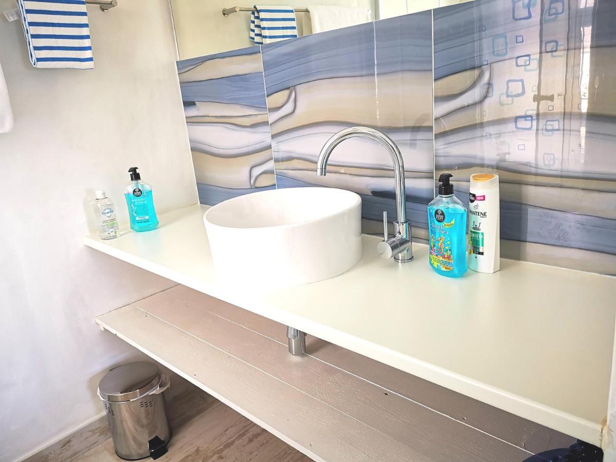 Rachawadee Accomodation​ & Health Spa Simonʼs Town エクステリア 写真